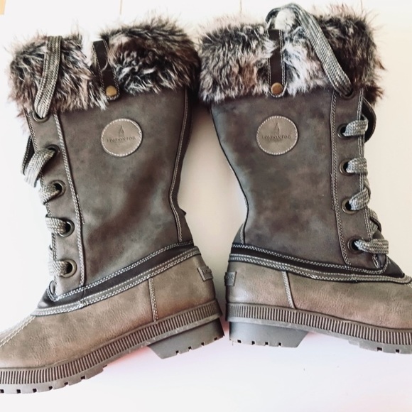 LONDON FOG Women’s Melton Duck Boots - Picture 7 of 13